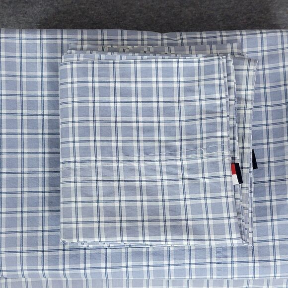 Tommy Hilfiger 4 Pc Sheet Set Blue Full Flat Fitted 2 Cases 14" Deep Pockets - Picture 2 of 9